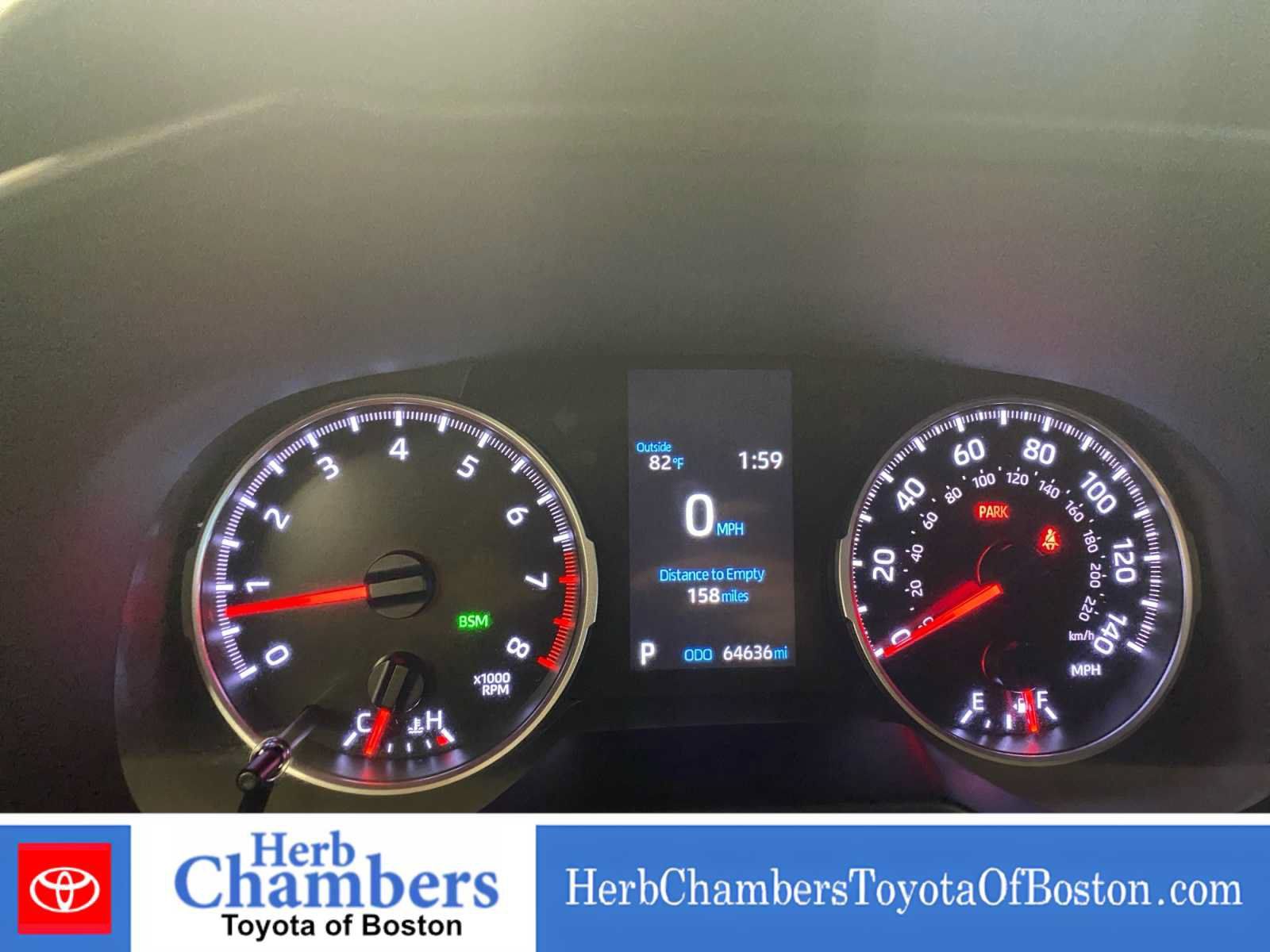 Used 2020 Toyota RAV4 XLE w/ Convenience Package AWD/4WD image 5