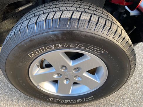 Used 2008 Jeep Wrangler X image 16