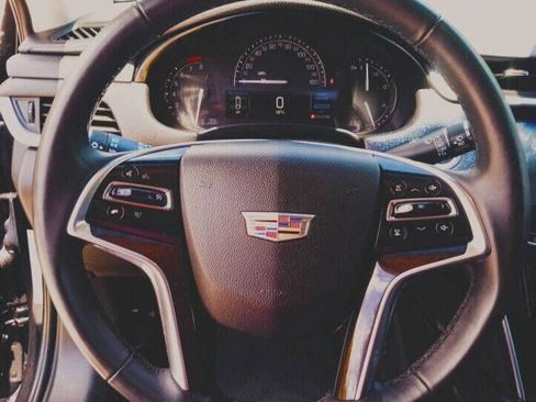 Used 2017 Cadillac XTS image 15