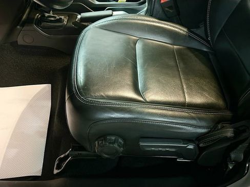 Used 2020 Jeep Gladiator Overland image 20