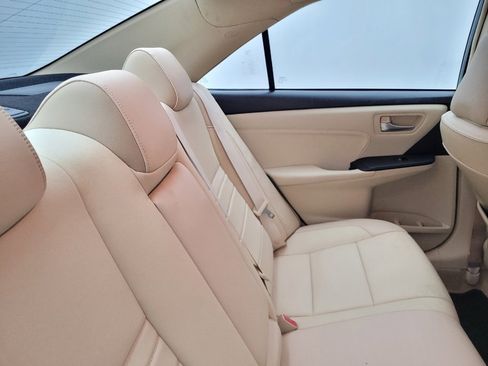 Used 2015 Toyota Camry XLE image 19