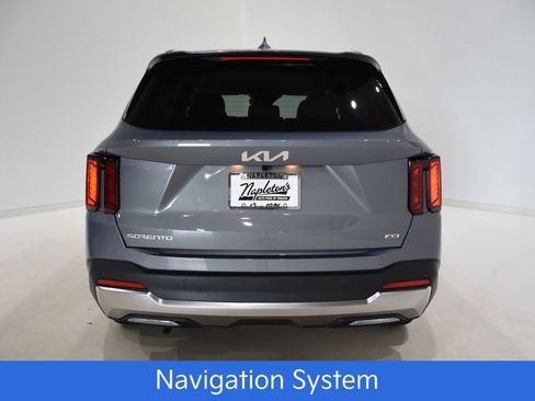New 2025 Kia Sorento S image 5