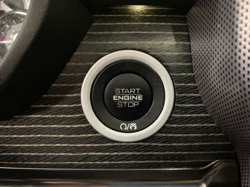 Used 2021 RAM 1500 Limited image 17