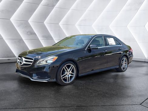 Used 2014 Mercedes-Benz E 350 Sedan image 1