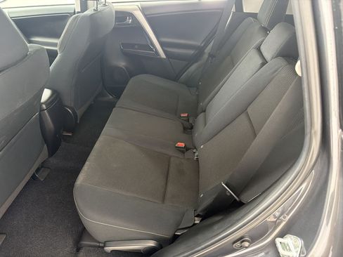 Used 2018 Toyota RAV4 XLE w/ Plus Extra Value Package AWD/4WD image 13