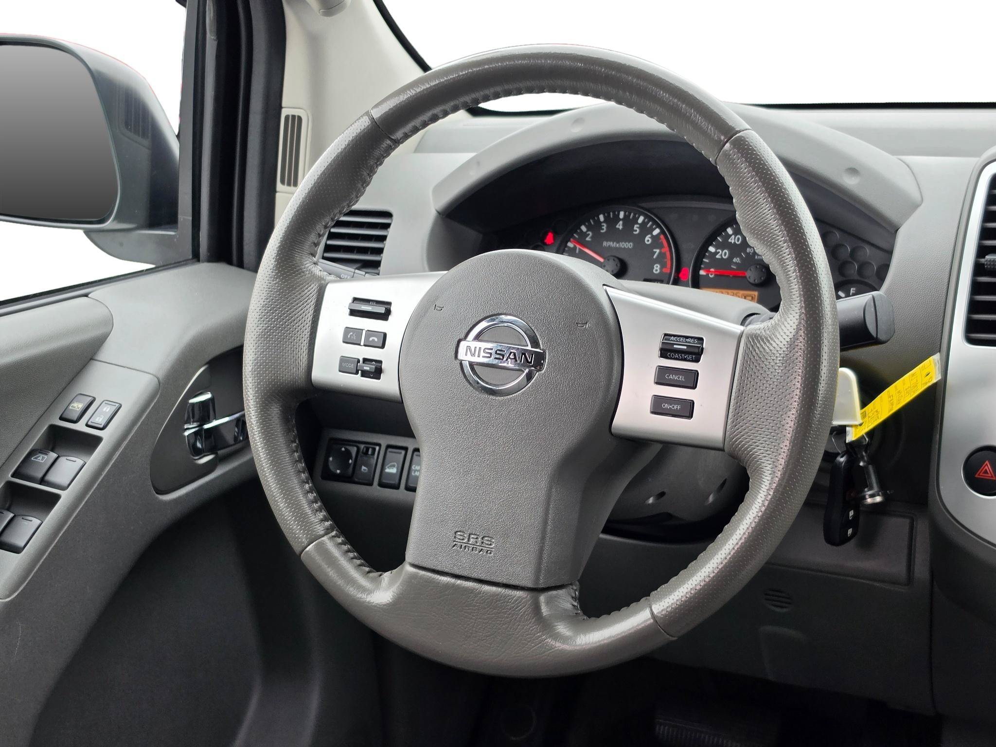 Used 2017 Nissan Frontier SV w/ SV Value Truck Package AWD/4WD image 12
