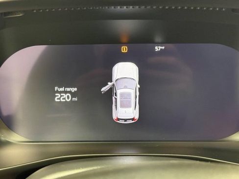 Used 2023 Volvo XC40 B5 Ultimate w/ Climate Package AWD/4WD image 18
