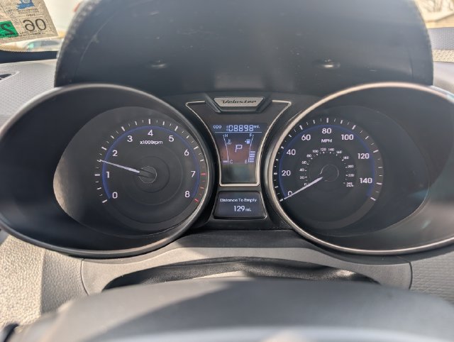 Used 2014 Hyundai Veloster Turbo FWD image 11