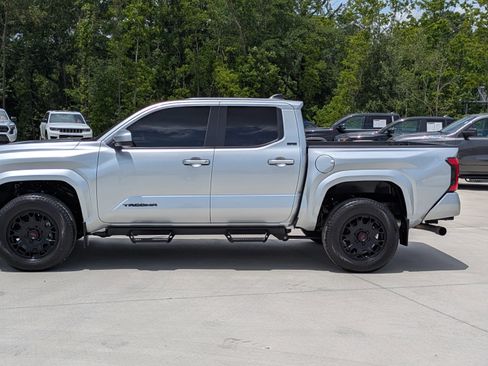 Certified 2024 Toyota Tacoma SR5 RWD image 2