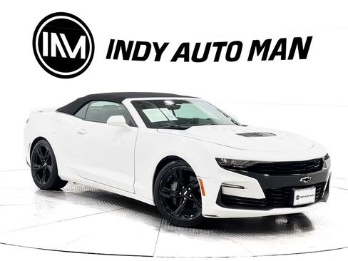 Used 2019 Chevrolet Camaro SS image 2