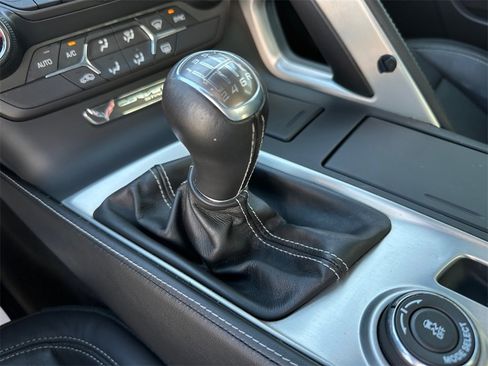Used 2015 Chevrolet Corvette Stingray Coupe w/ ZF1 Appearance Package image 26