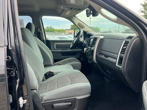 Used 2018 RAM 1500 Big Horn AWD/4WD image 29
