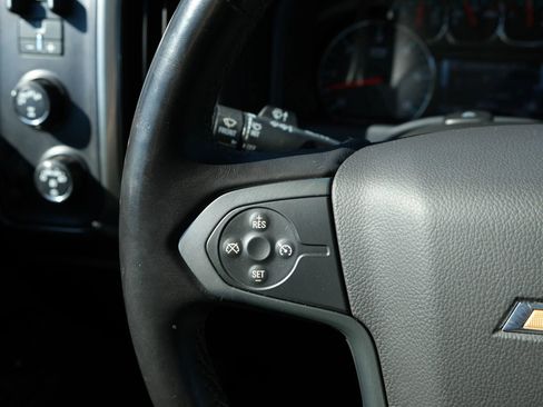 Used 2018 Chevrolet Silverado 1500 LT w/ All Star Edition image 38