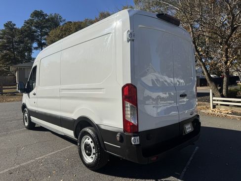 Used 2019 Ford Transit 150 148 Medium Roof image 4