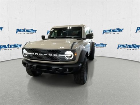 New 2025 Ford Bronco Badlands image 5