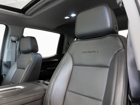 Used 2022 GMC Sierra 1500 Denali w/ Denali Reserve Package AWD/4WD image 12