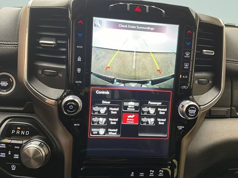 Used 2021 RAM 1500 Laramie AWD/4WD image 29