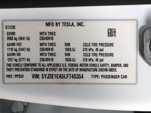 Used 2020 Tesla Model 3 Standard Range Plus image 62