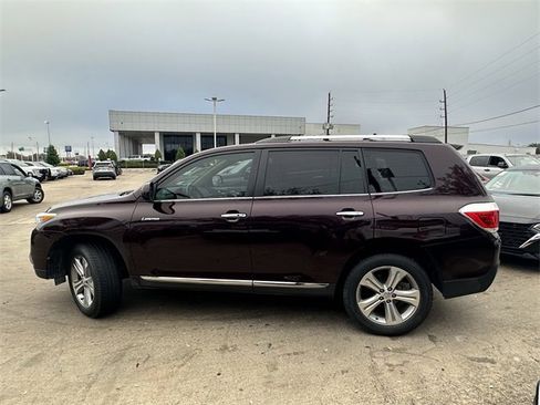Used 2012 Toyota Highlander Limited image 8