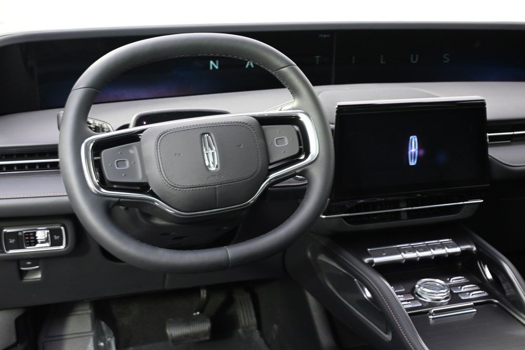 New 2026 Lincoln Nautilus Premier w/ Equipment Group 102A AWD/4WD image 12