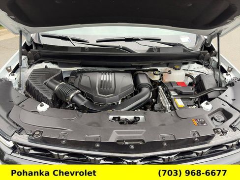 Used 2024 Chevrolet Traverse RS FWD image 37
