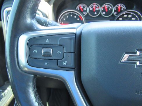 Used 2022 Chevrolet Silverado 1500 LT Trail Boss w/ LT Trail Boss Premium Package AWD/4WD image 23