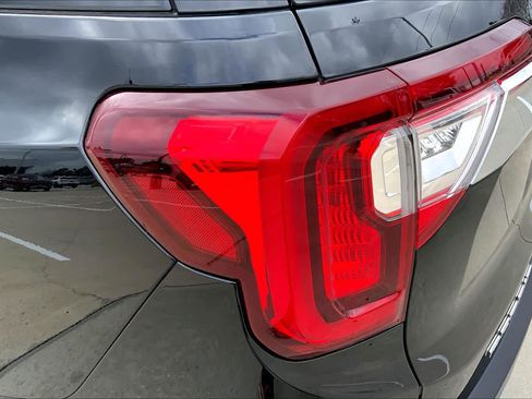 Used 2021 GMC Acadia SLE w/ LPO, Floor Liner Package image 27