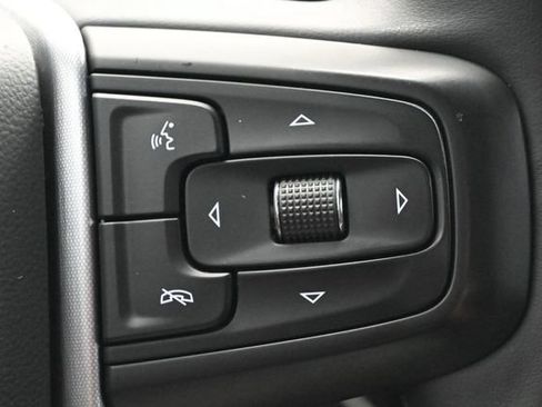 Used 2024 GMC Sierra 1500 SLT AWD/4WD image 7