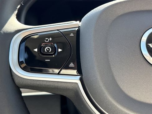 New 2026 Volvo XC90 B5 Plus w/ Protection Package Premier image 23