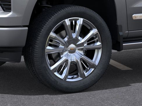 New 2026 Chevrolet Silverado 1500 High Country AWD/4WD image 9