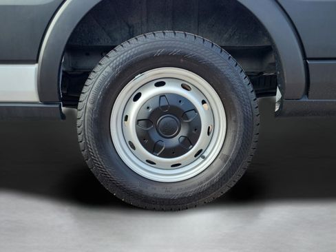 Used 2025 Ford Transit 250 Base image 5