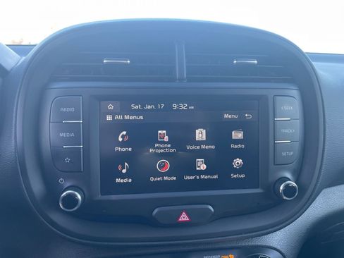Used 2025 Kia Soul LX w/ LX Technology Package image 20