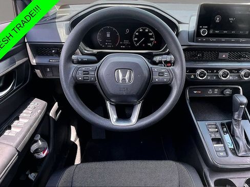 Used 2025 Honda CR-V EX image 8