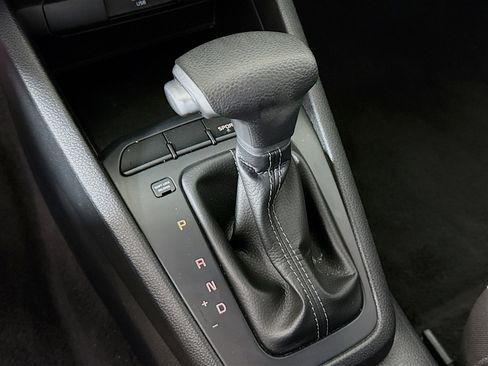 Used 2023 Kia Rio LX image 19