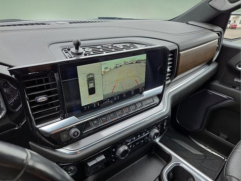 Certified 2023 Chevrolet Silverado 1500 High Country w/ Technology Package image 17