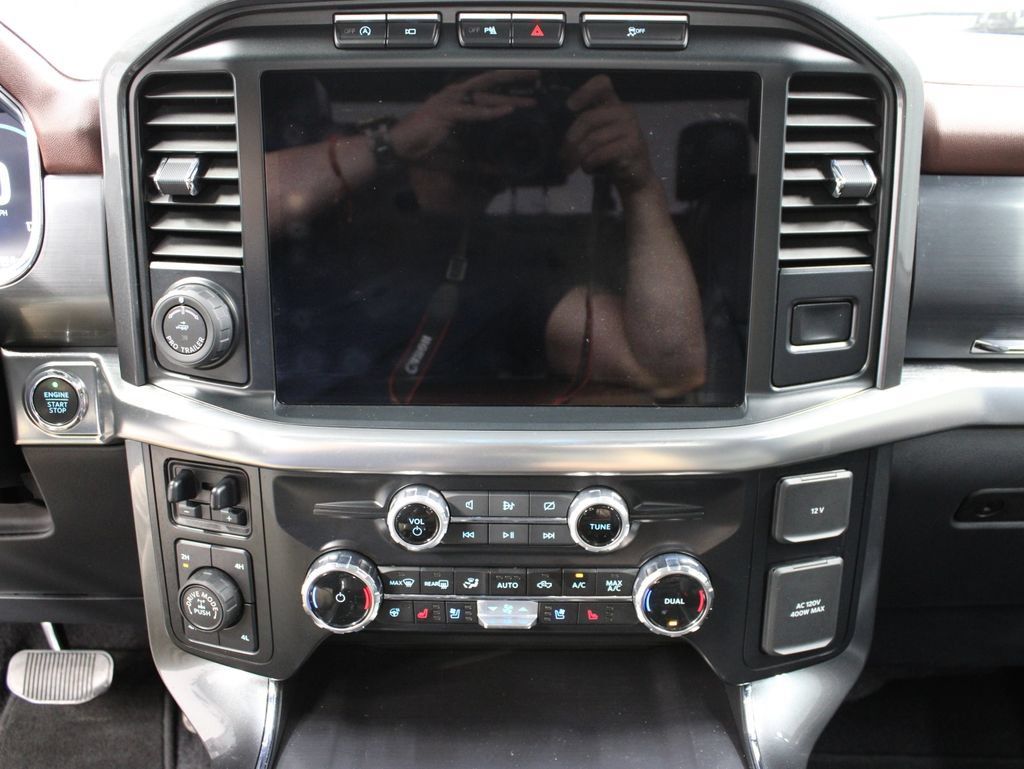 Used 2023 Ford F150 Lariat w/ Equipment Group 502A High AWD/4WD image 19