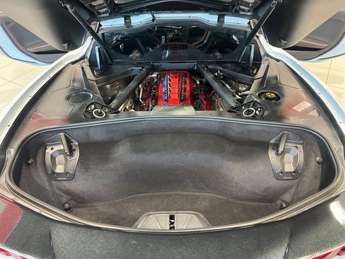 Used 2022 Chevrolet Corvette Stingray Coupe w/ 1LT image 38