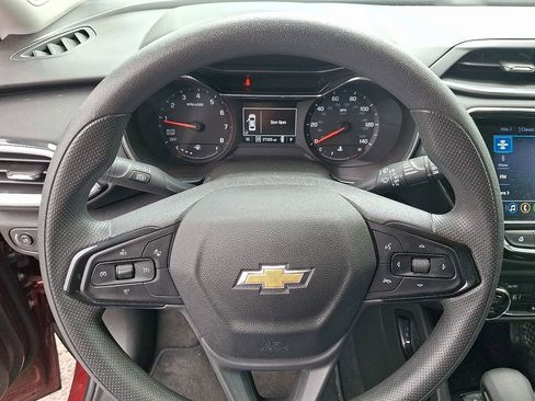 Used 2023 Chevrolet TrailBlazer LT w/ Convenience Package AWD/4WD image 18