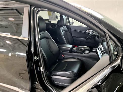 Used 2023 Kia Sportage EX w/ EX Premium Package image 11