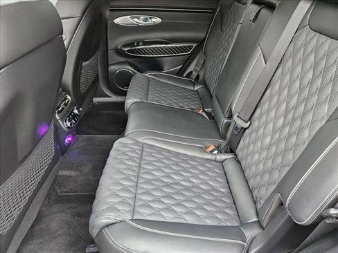 Used 2024 Genesis GV70 3.5T Sport w/ Sport Prestige Package image 18