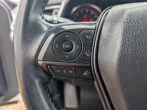 Used 2021 Toyota Camry XSE image 23