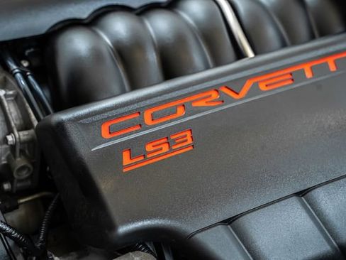 Used 2013 Chevrolet Corvette Coupe w/ 3LT Preferred Equipment Group RWD image 32