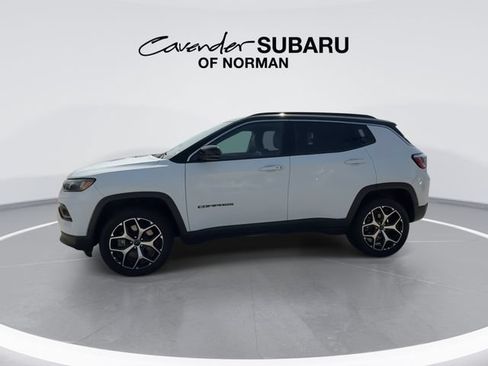 Used 2025 Jeep Compass Limited AWD/4WD image 6