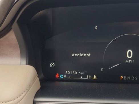 Certified 2023 Lincoln Nautilus Reserve image 15