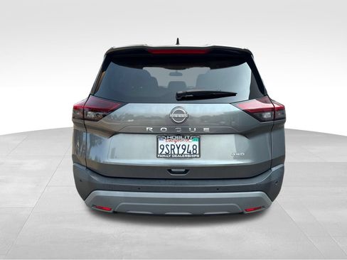 Used 2023 Nissan Rogue S AWD/4WD image 4