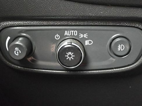 Used 2021 Chevrolet Equinox LT AWD/4WD image 28