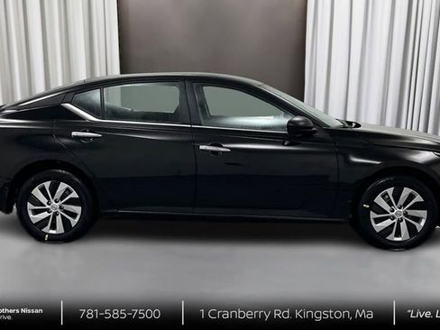 Certified 2024 Nissan Altima 2.5 S image 4