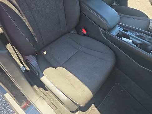 Used 2023 Honda Accord LX image 10
