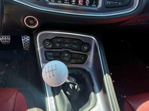 Used 2015 Dodge Challenger R/T Scat Pack RWD image 14