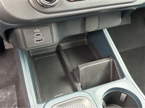 New 2026 Ford Maverick XL image 21